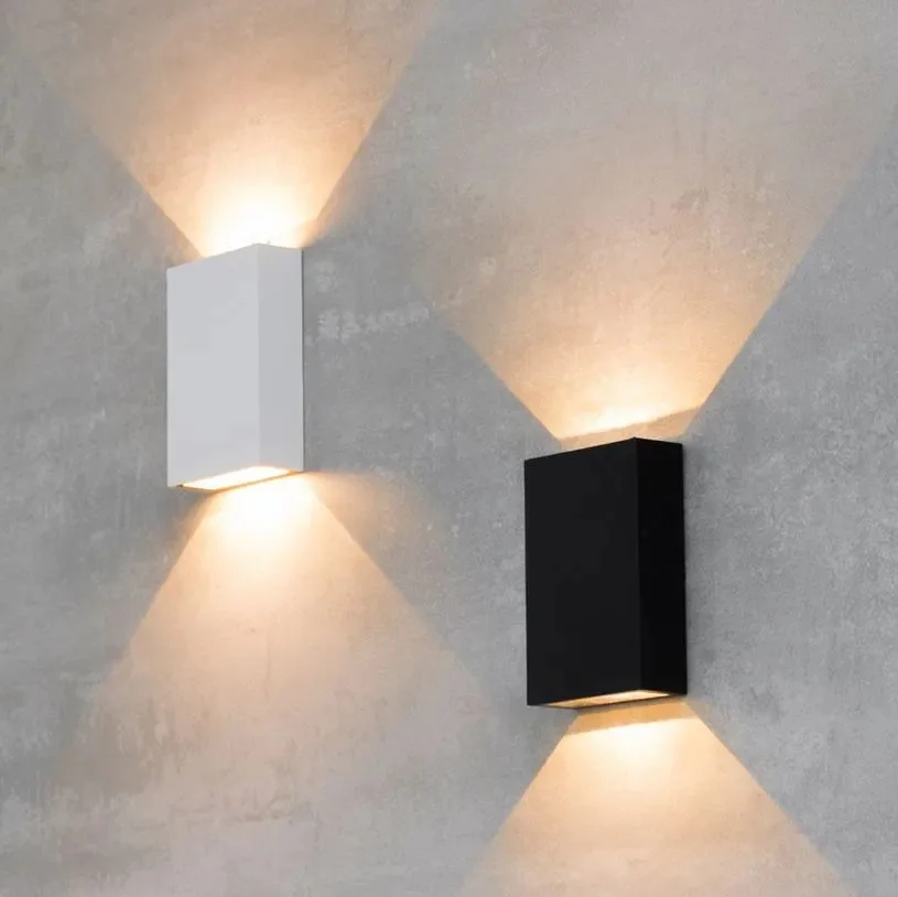 Arandela led 2x2w c/ 02 fachos br 3000k ip65 fit