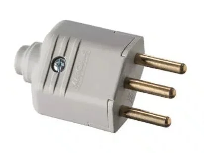 Plug nylon cz macho 10a 2p+t nbr14136 prolong.